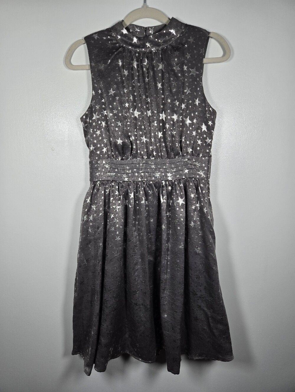 Modcloth Windy City Silver Metallic Star Print Hight Neck Dress Size Small